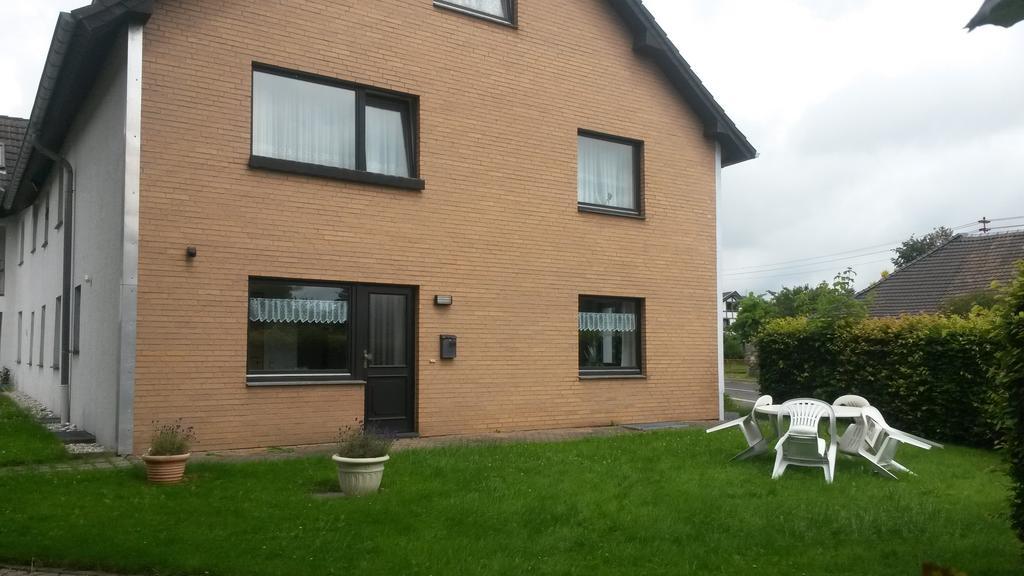 Ferienwohnung Roeben Simmerath Exteriör bild